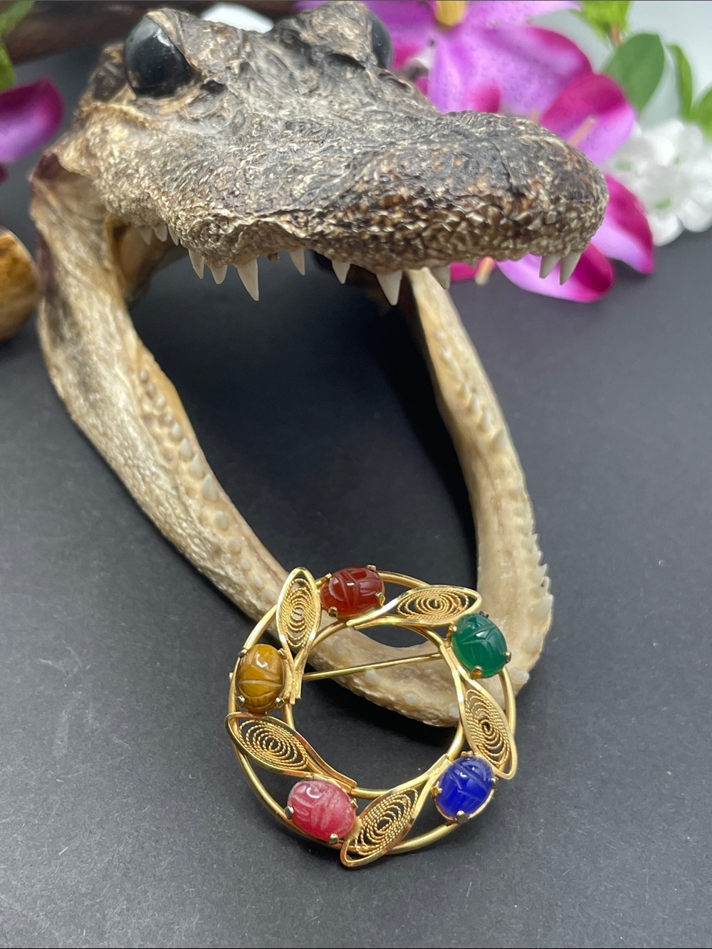 Burt Cassell 1/20 12k gold filled stone scarab brooch vintage